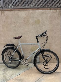 Surly Long Haul Trucker (54CM) 26” Wheels
