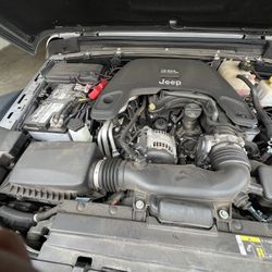 Jeep OEM Air Cleaner 