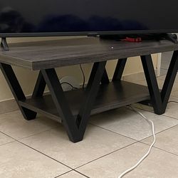 Woooden table