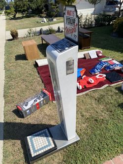 25 Cent Scale Vending Machine