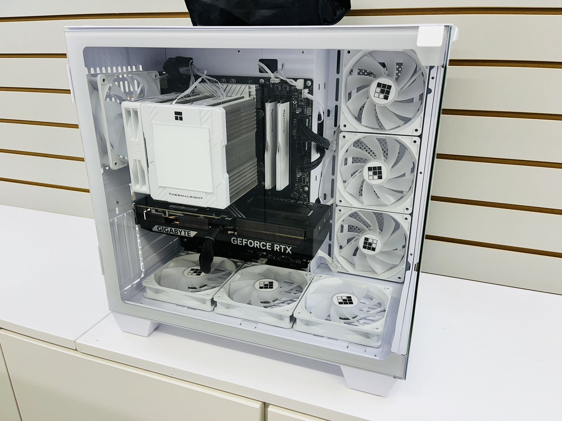 Gaming Pc 5070 RTX 32GB RAM 1TB SSD