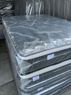Mattress for sale       Black series full size pillow top 12” mattress     New mattress     ☎️📲order now (213)713-74-89