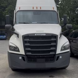 Freightliner Cascadia DD15