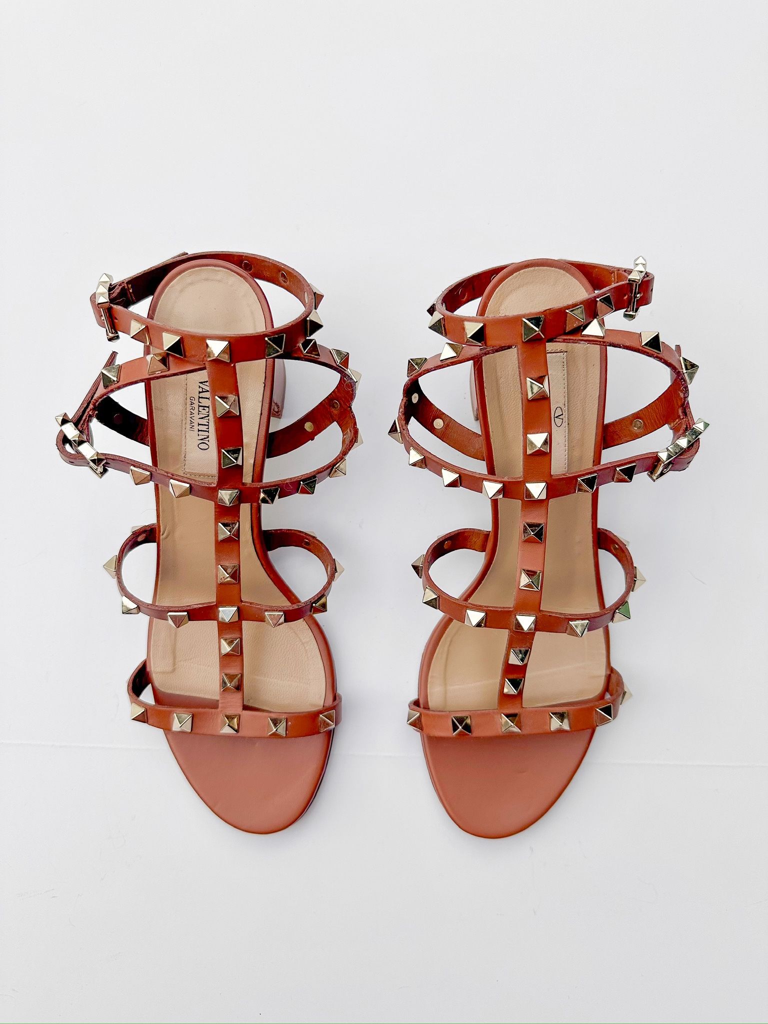 Valentino Garavani Rockstud Heels – Brown Leather