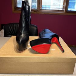 Christian Louboutin Daf booties