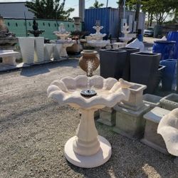 Concrete Birdbath / Cement Backyard Garden Outdoor Birdbath or Fountain or Planter Pot