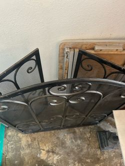 Fireplace screen