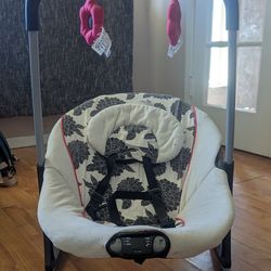 Graco Baby Swing