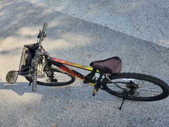 I'm sell this bike 300 whit all incluid