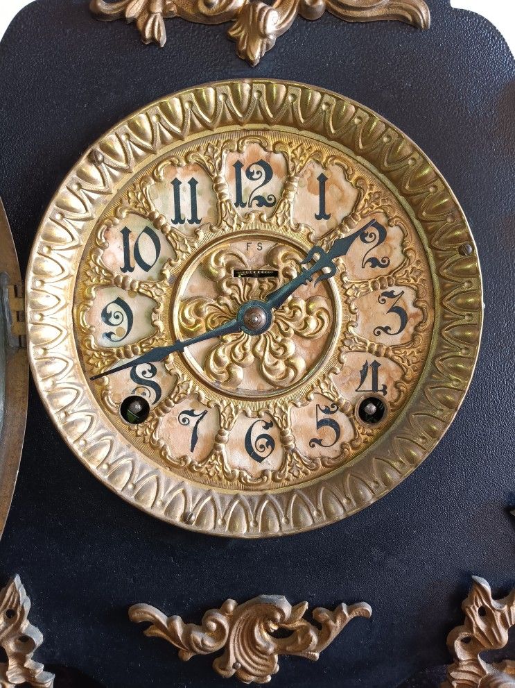 1900 Ingraham Mantle Clock