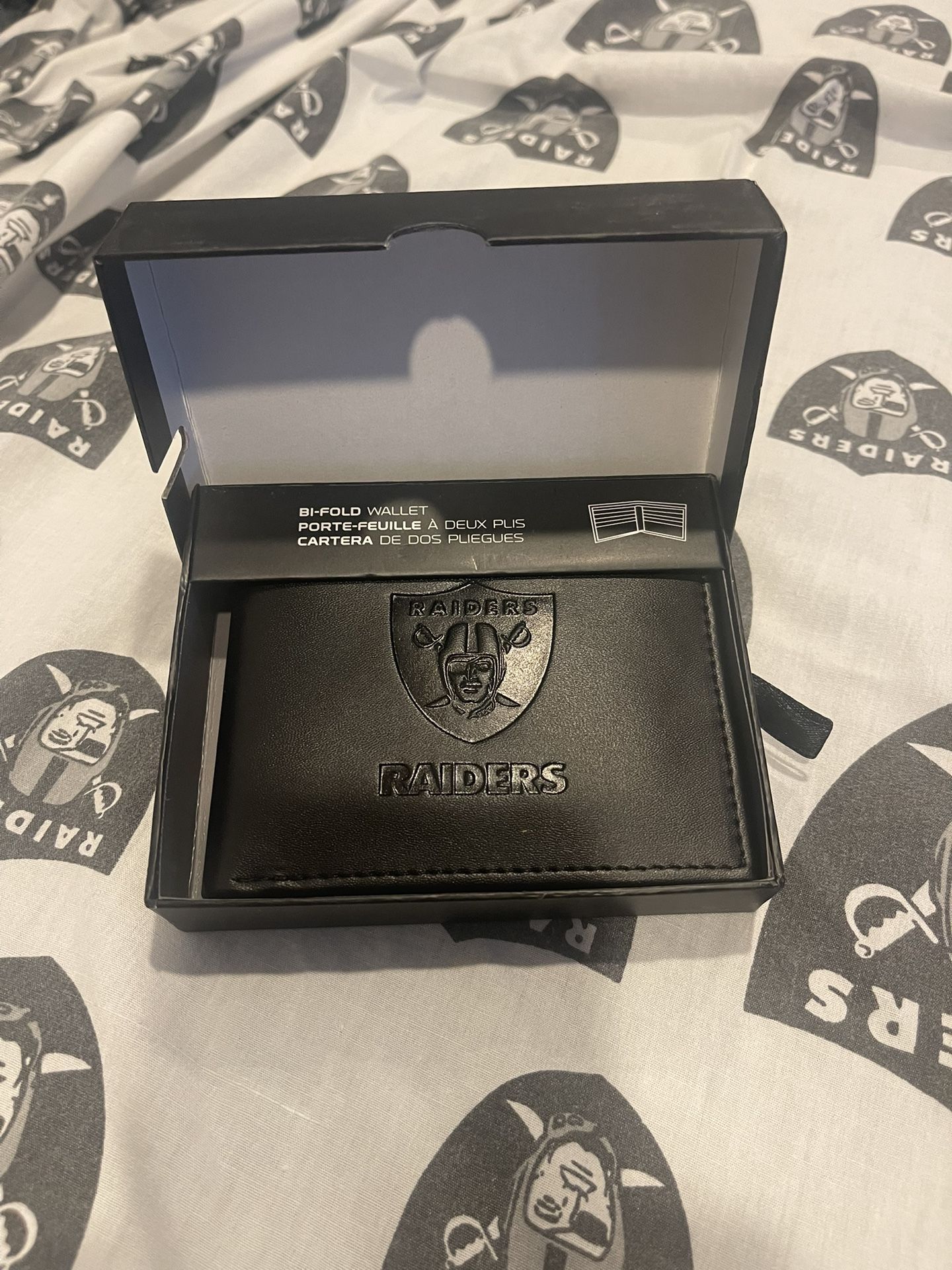 Leather. Raider Wallet New