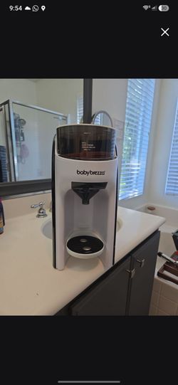 Baby Brezza bottle maker pro