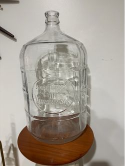 Glass: 5 Gallon Water Bottle