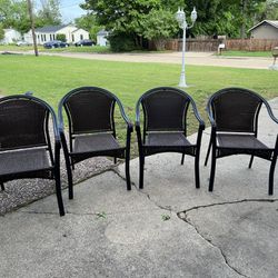 4 beautiful wicker and iron chairs