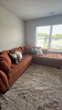 Rooms to Go Cindy Crawford Sectional