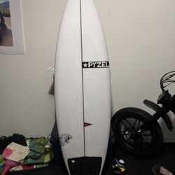 Surfboard - 5’9” - Power Tiger - Pyzel