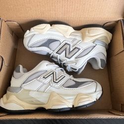 New Balance 9060 White Grey 8C