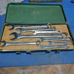 Kal Wrench Set With Metal Case