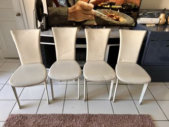 Chairs $10 🎈🚪🏡 