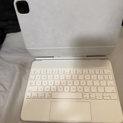 Magic Keyboard iPad Pro