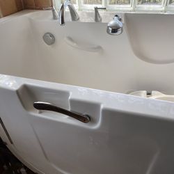 Walk In Tub 
