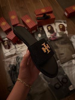 Tory Burch sandles sizes 39,36