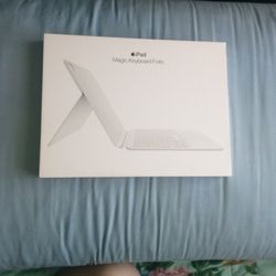 iPad Magic keyboard Folio
