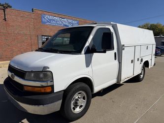 2011 Chevrolet Express Cutaway