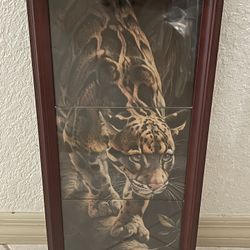 Bradford Exchange Framed Collection Of Rectangular Cheetah Plates “Out On A Limb”