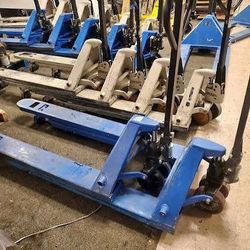 Attention Truckers!!We Sale Lots Of Palletjacks