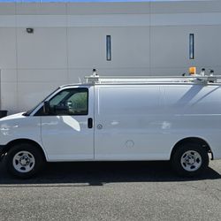 2007 chevy express 4.3 v6 1500 cargo van 121k milles just smog cold ac clean title one owner reg current located in pomona 9o9236I97o runs good no pro