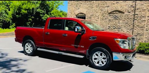 2017 Nissan Titan