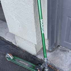 Green Razor kick scooter