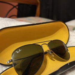 KIDS RAY BAN SUNGLASSES