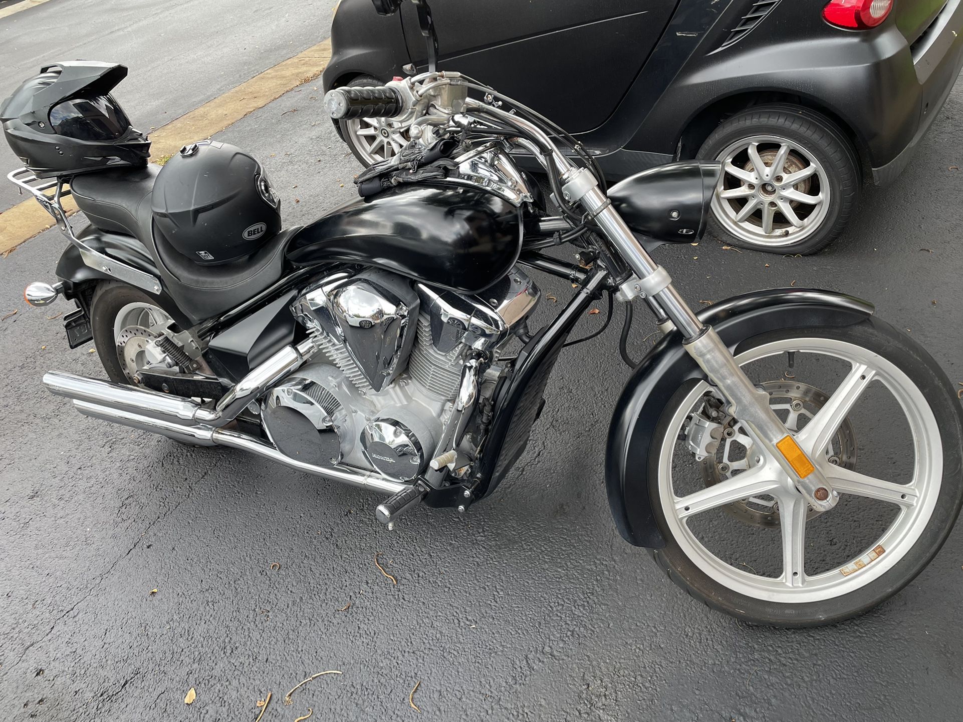 2010 HONDA SABRE 1300