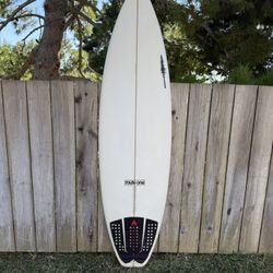 Surfboard Epoxy 5’10” Route One