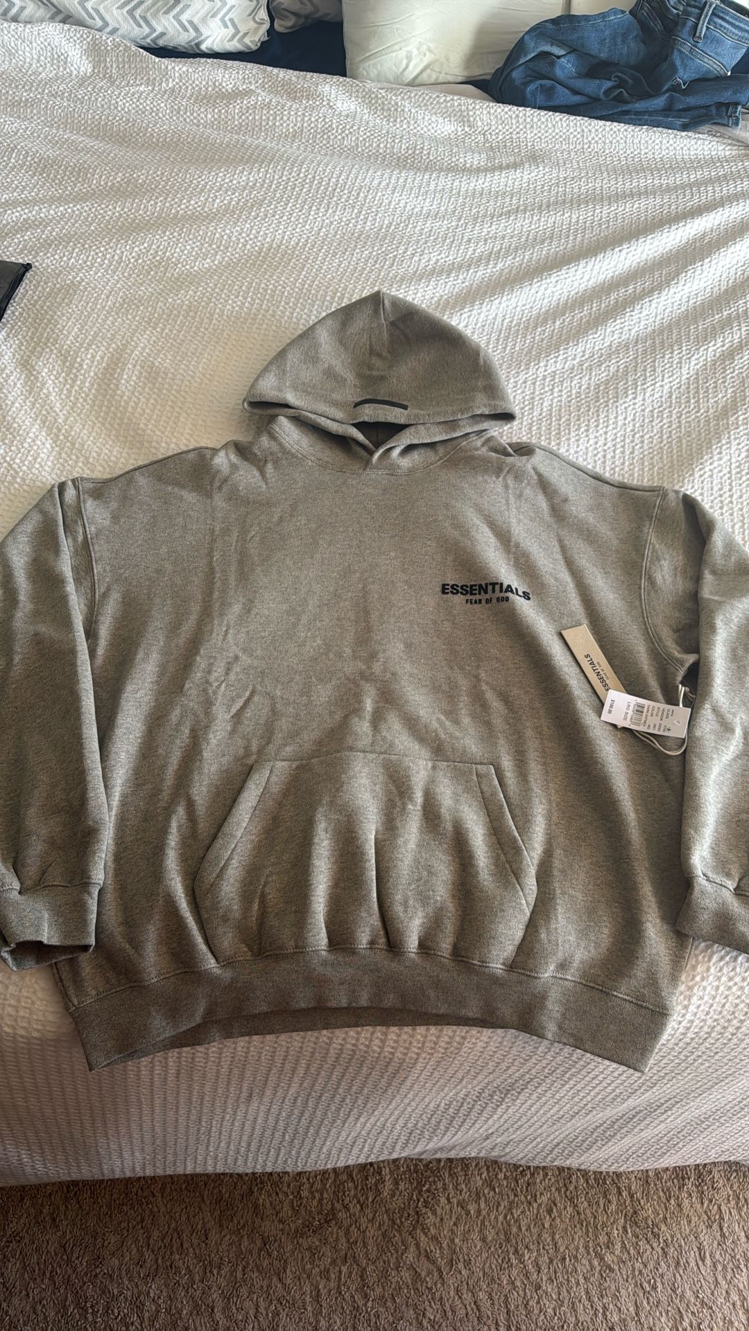 Essentials Fear Of God Brand New !!!!