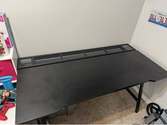 IKEA UTESPELARE Gaming Desk – Black