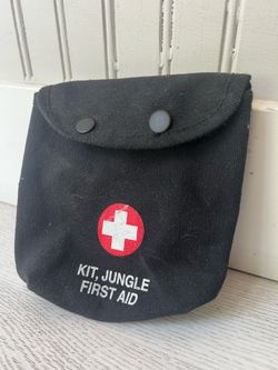 Army first aid west bag