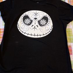 Nightmare Before Christmas Shirt Size M