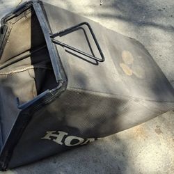 Commercial lawn mower bag