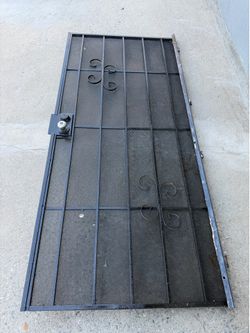 Puerta. 36/80