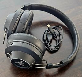 Razer Adaro Wireless Bluetooth Headphones