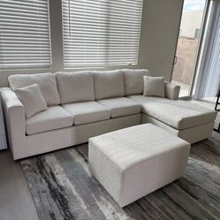 Brand New Cream Sectionals With Free Ottoman ‼️brand New In Stock‼️