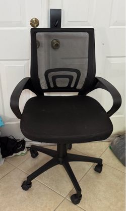 Computer desk chair