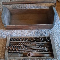 Antique Portable Toolbox With All Original Tools 