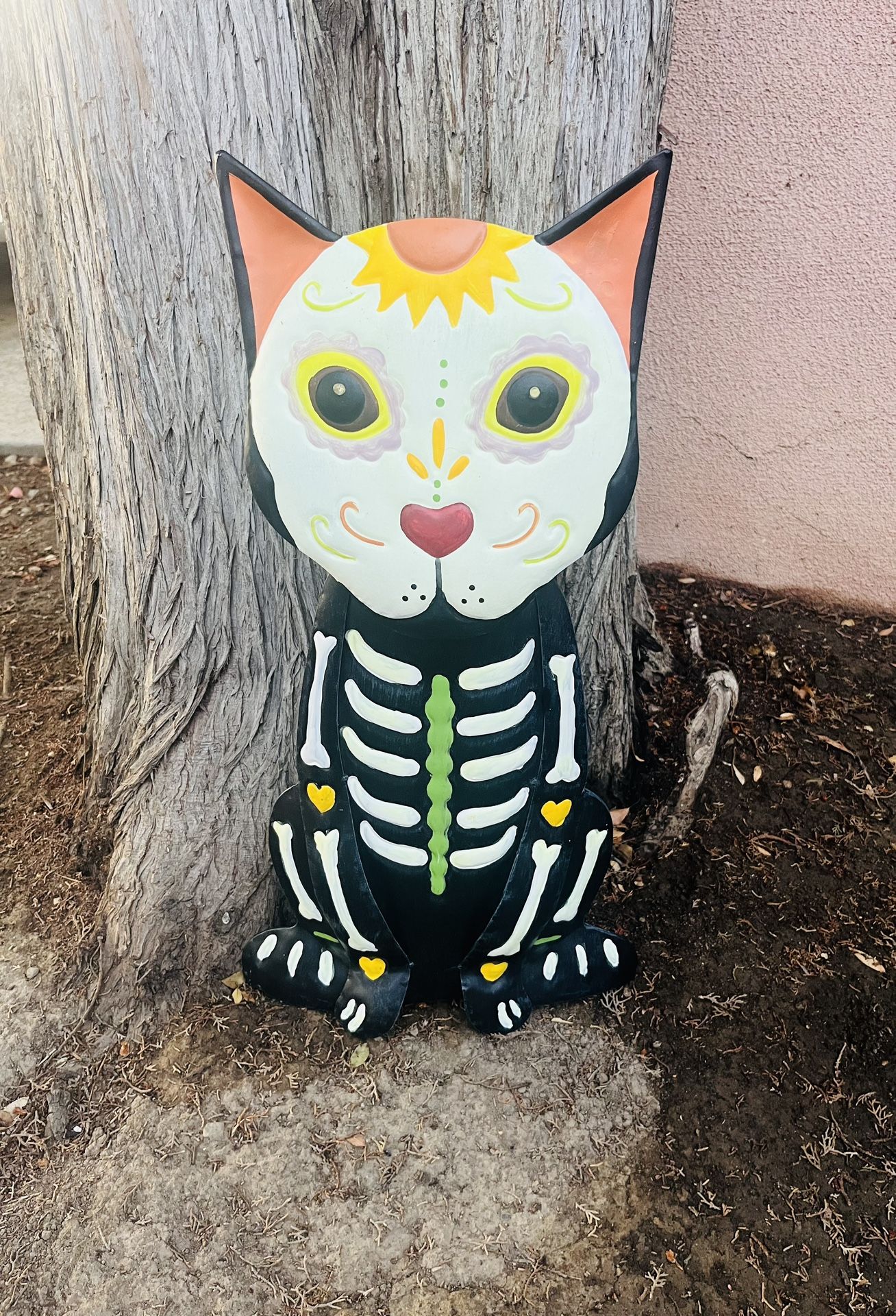 HALLOWEEN/DAY OF THE DEAD Metal Cat Decoration