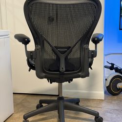 Herman Miller Fully Loaded PostureFit Size C Aeron Office Gaming Desk Chair
