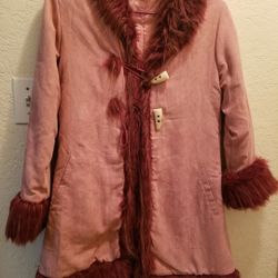 Unique Magenta/Purpleish coat with fur