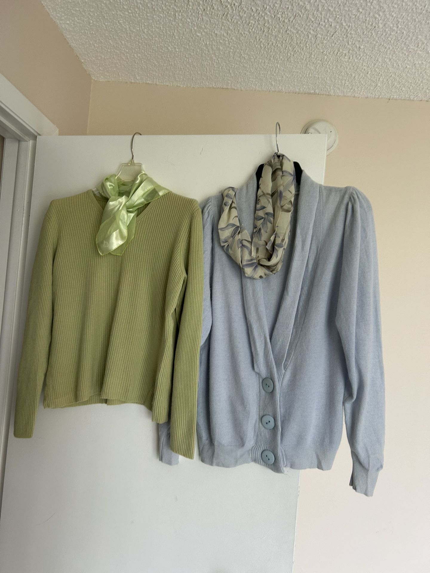 Women’s Cashmere Jacket And Sweater Size M-L. Exellent Condition. $10 Each